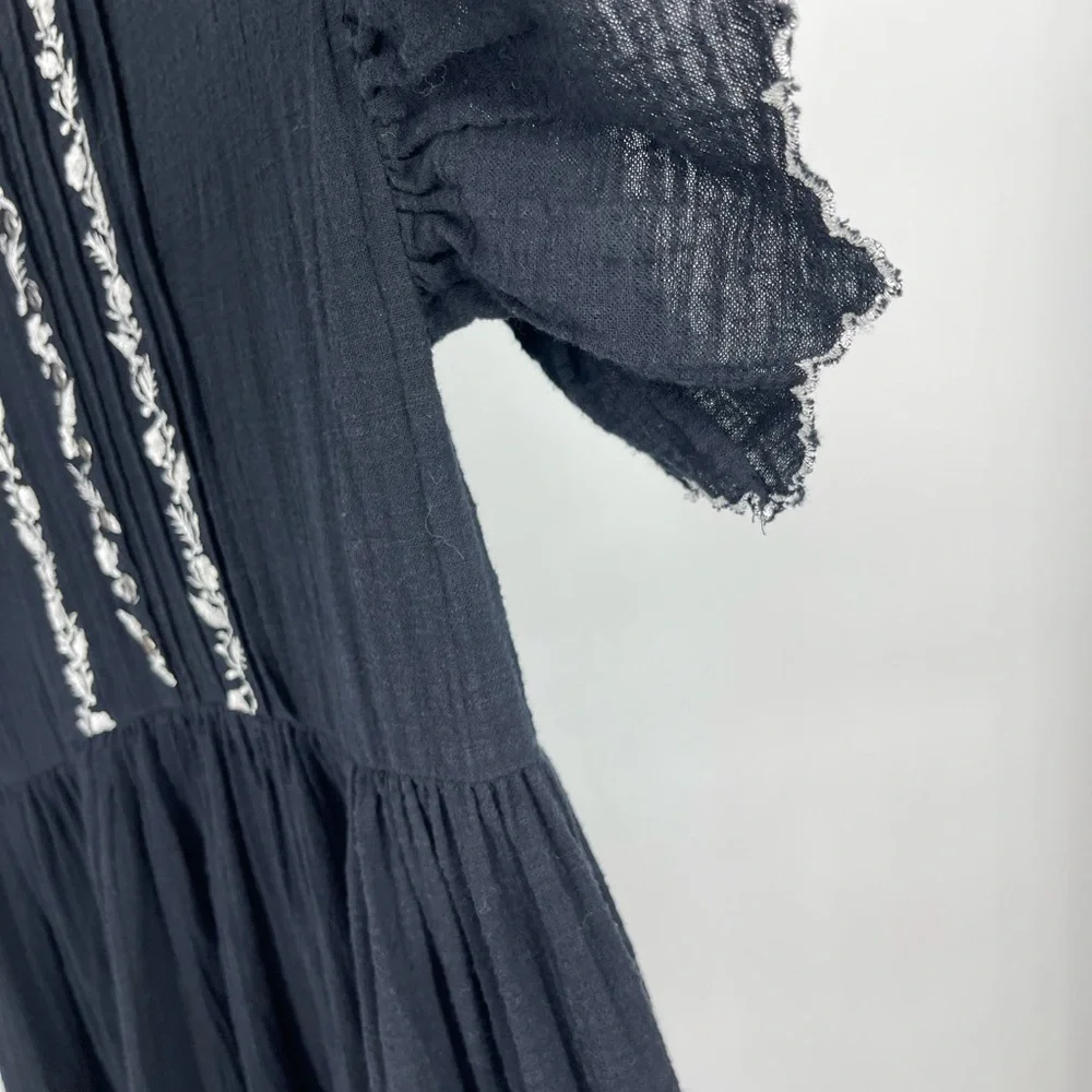 ✨ Free People Santiago Black Embroidered Gauzy Peasant Dress Pockets S Blogger - Picture 13 of 13